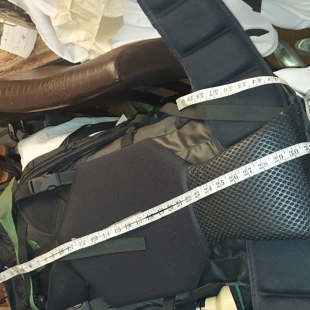 Gregory Pack in Green FREE MREs w/ pack - Picture 7 of 15
